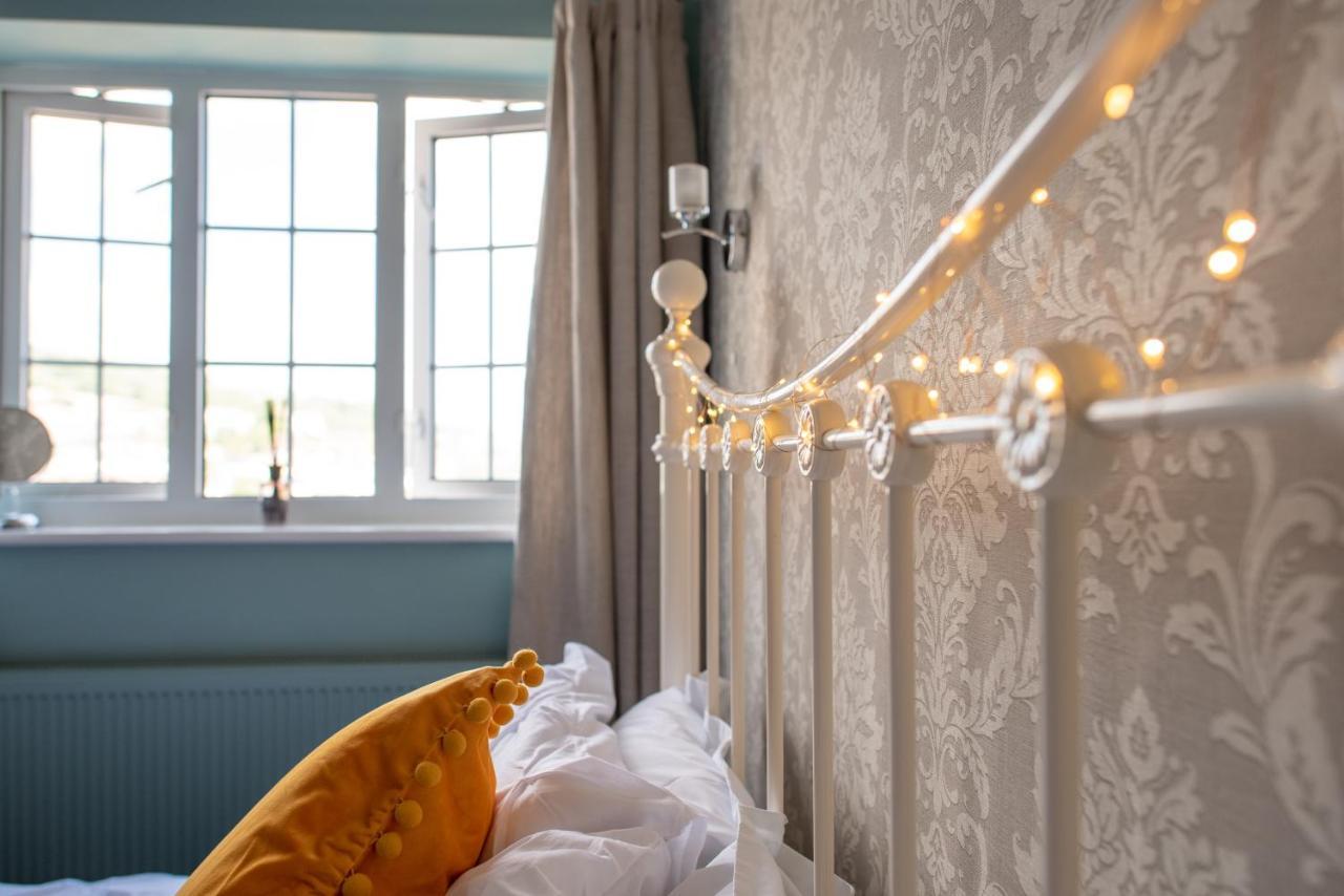 Clovelly Guest House Lyme Regis Buitenkant foto