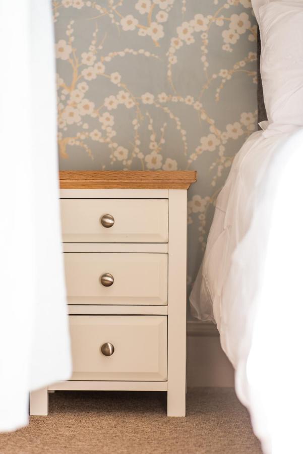 Clovelly Guest House Lyme Regis Buitenkant foto